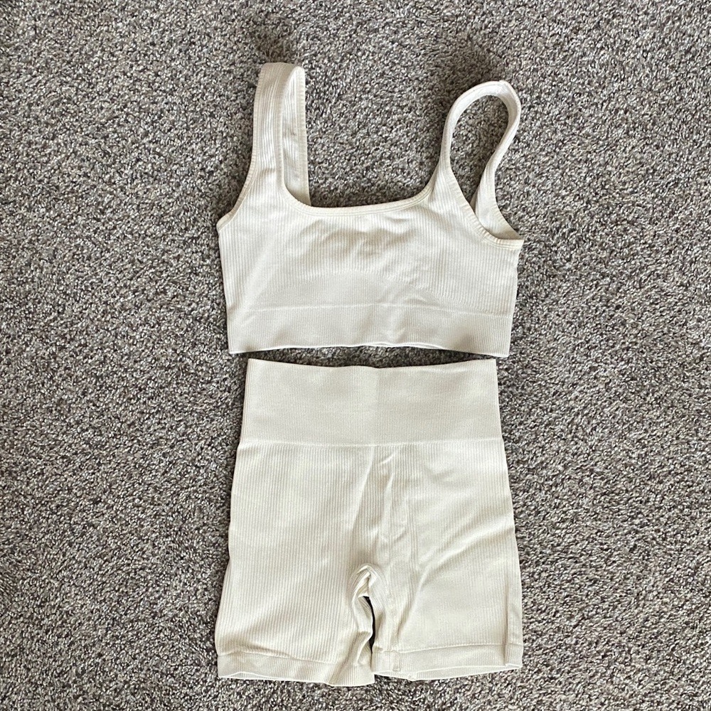 Women's Cream workout Set